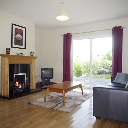 Madams Hill House Killarney By Trident Holiday Homes Exterior photo